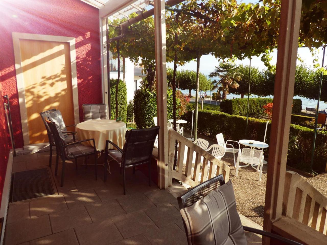 Seehaus Wellenhof Hotel Hagnau Exterior photo